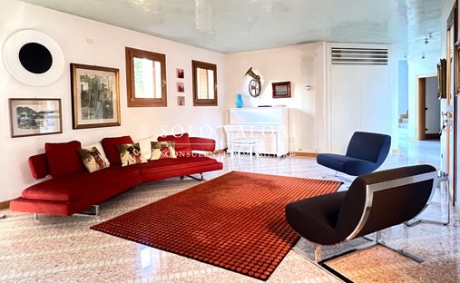 Villa in Castelfranco Veneto, Veneto, Italy 1