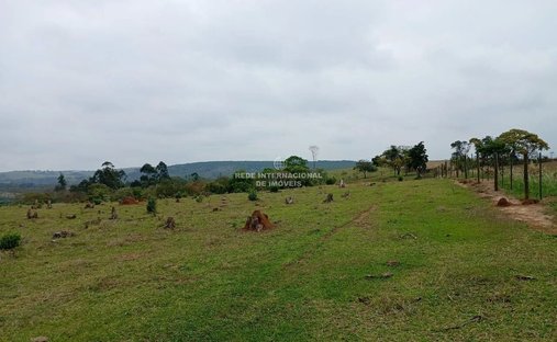 Farm Ranch in Araçoiaba da Serra, State of São Paulo, Brazil 1