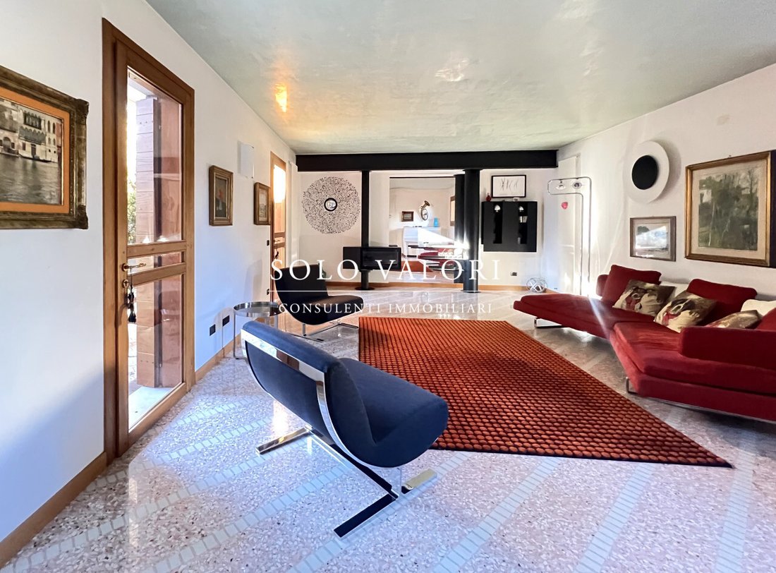 Villa in Castelfranco Veneto, Veneto, Italy 4 - 16967093
