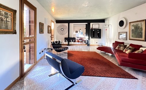 Villa in Castelfranco Veneto, Veneto, Italy 1