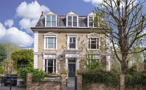 Villa in South Hampstead, Camden, England 1