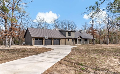 House in Bogata, Texas, United States 1