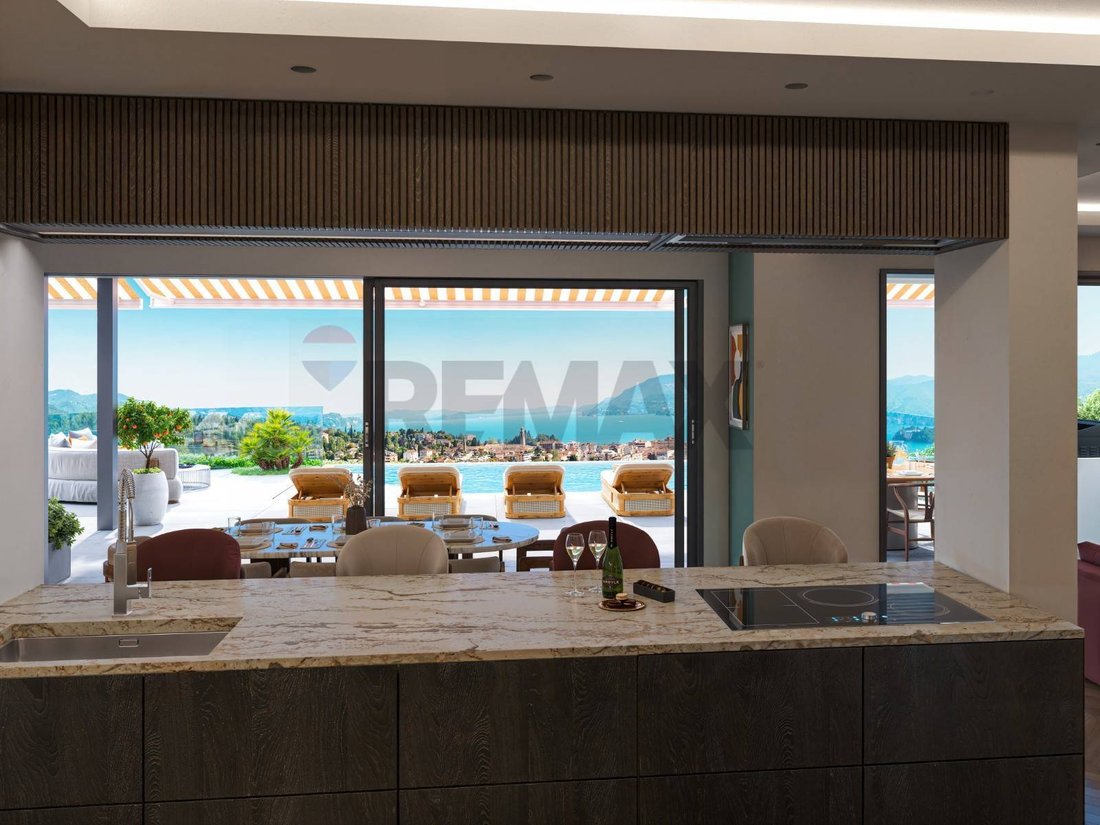 Villa in Verbania, Piedmont, Italy 5 - 16967385