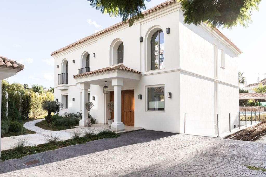 Villa in Marbella, Andalusia, Spain 2 - 16968325