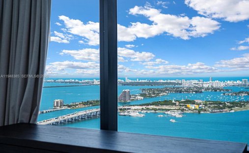 Condo in Miami, Florida, United States 1