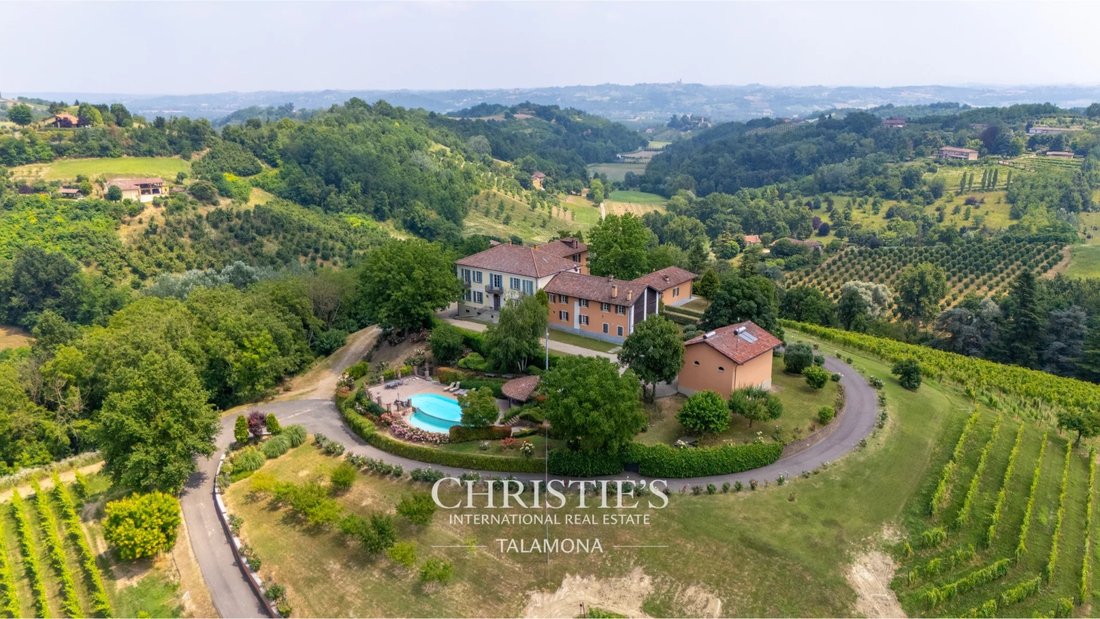 Farm Ranch in Center, Asti, Piedmont 2 - 16825062