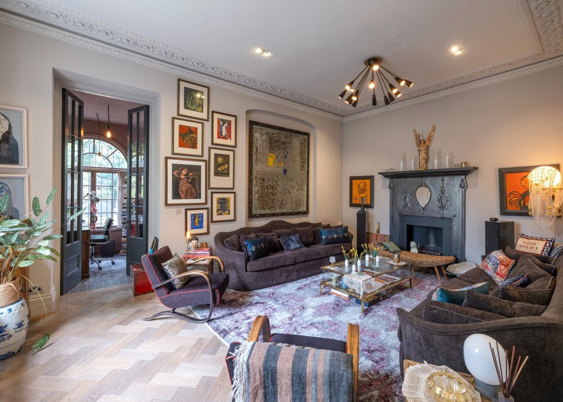 Villa in South Hampstead, Camden, England 3 - 16965629
