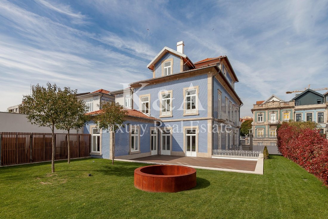 House in Cedofeita, Santo Ildefonso, Se, Miragaia, Sao Nicolau e Vitoria, Porto District, Portugal 1 - 16966500