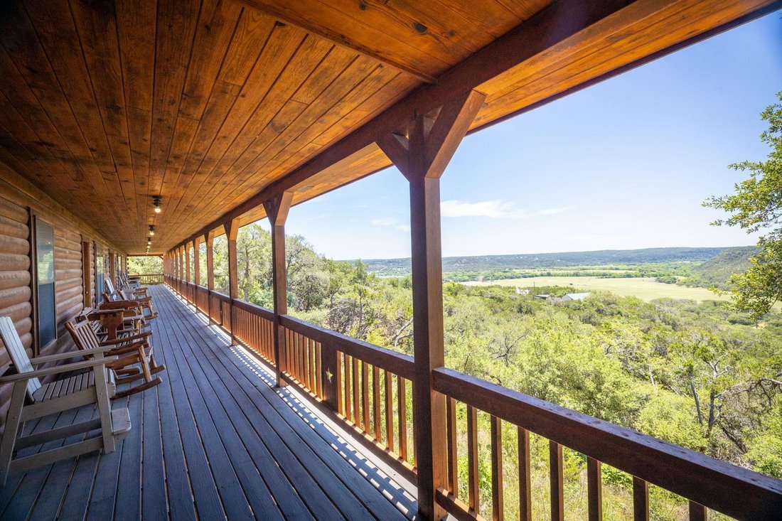 House in Canyon Lake, Texas, United States 1 - 16965888