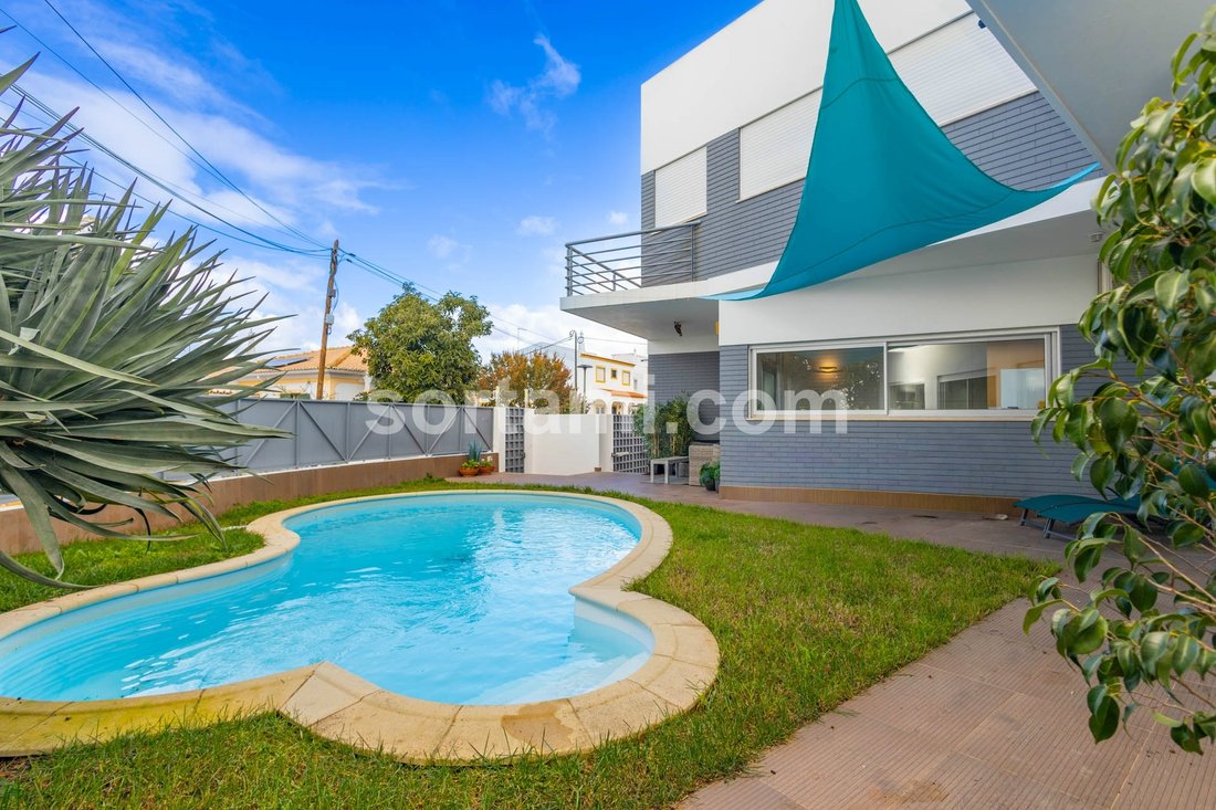 House in Alvor, Algarve, Portugal 1 - 16966339
