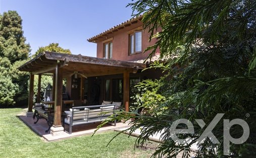 House in Colina, Santiago Metropolitan Region, Chile 1