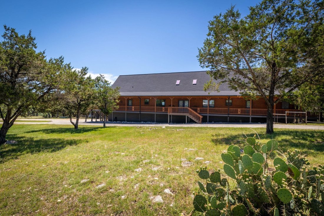 House in Canyon Lake, Texas, United States 5 - 16965888