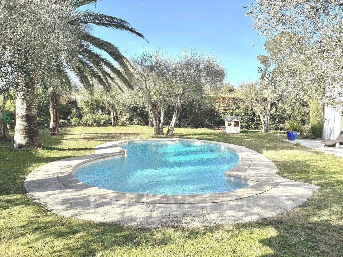 Villa in Valbonne, Provence-Alpes-Côte d'Azur, France 3 - 16964301