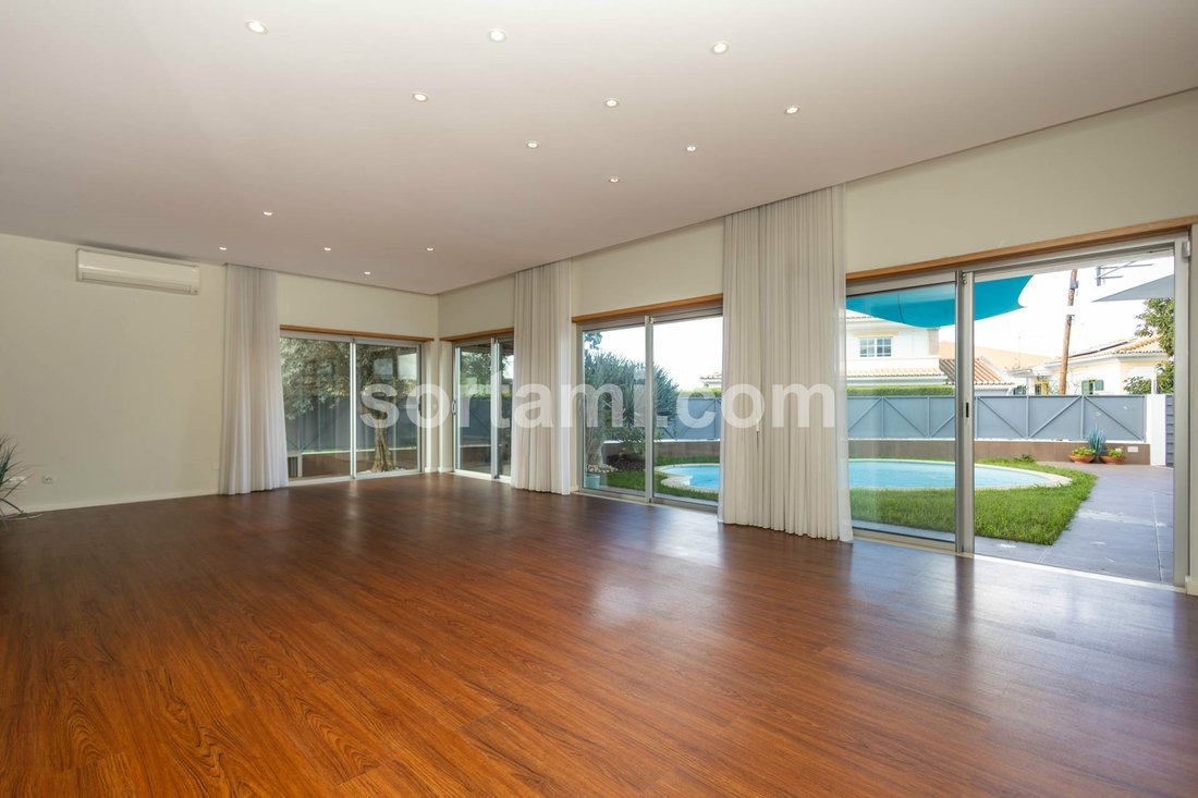 House in Alvor, Algarve, Portugal 2 - 16966339