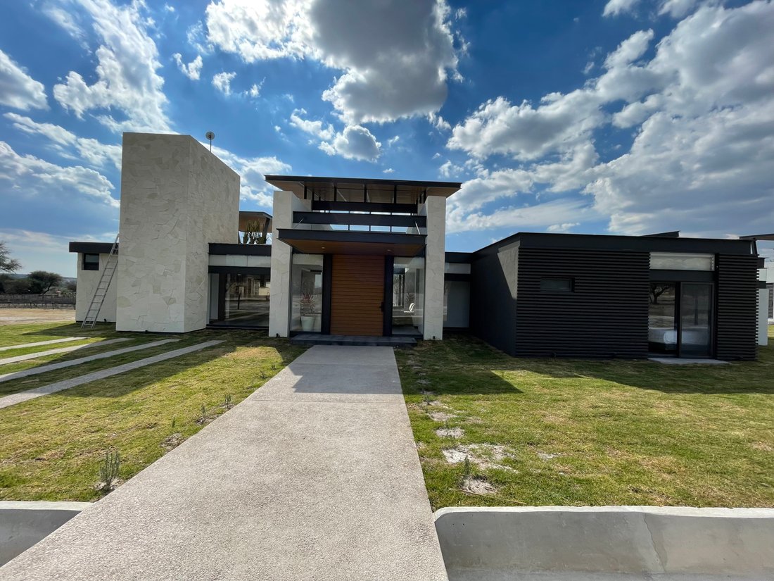 House in Atotonilco, Guanajuato, Mexico 1 - 16966873