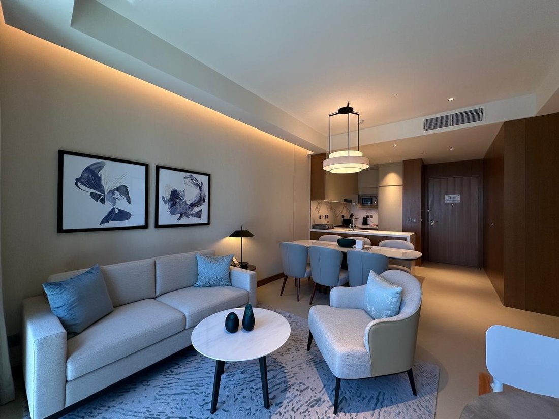 Apartment in Burj Khalifa Lake, Downtown Dubai, Dubai 1 - 16967926