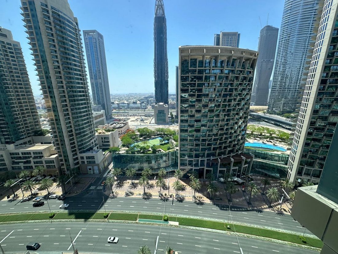 Apartment in Burj Khalifa Lake, Downtown Dubai, Dubai 4 - 16967926