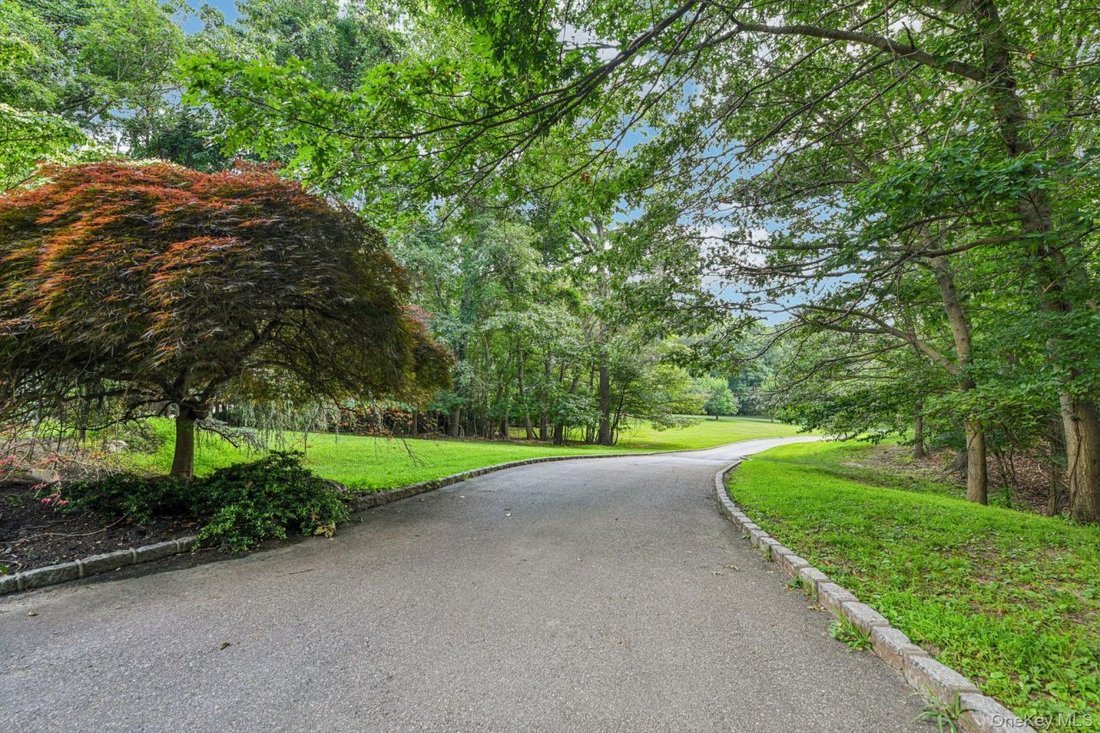 House in Northport, New York, United States 3 - 15933656