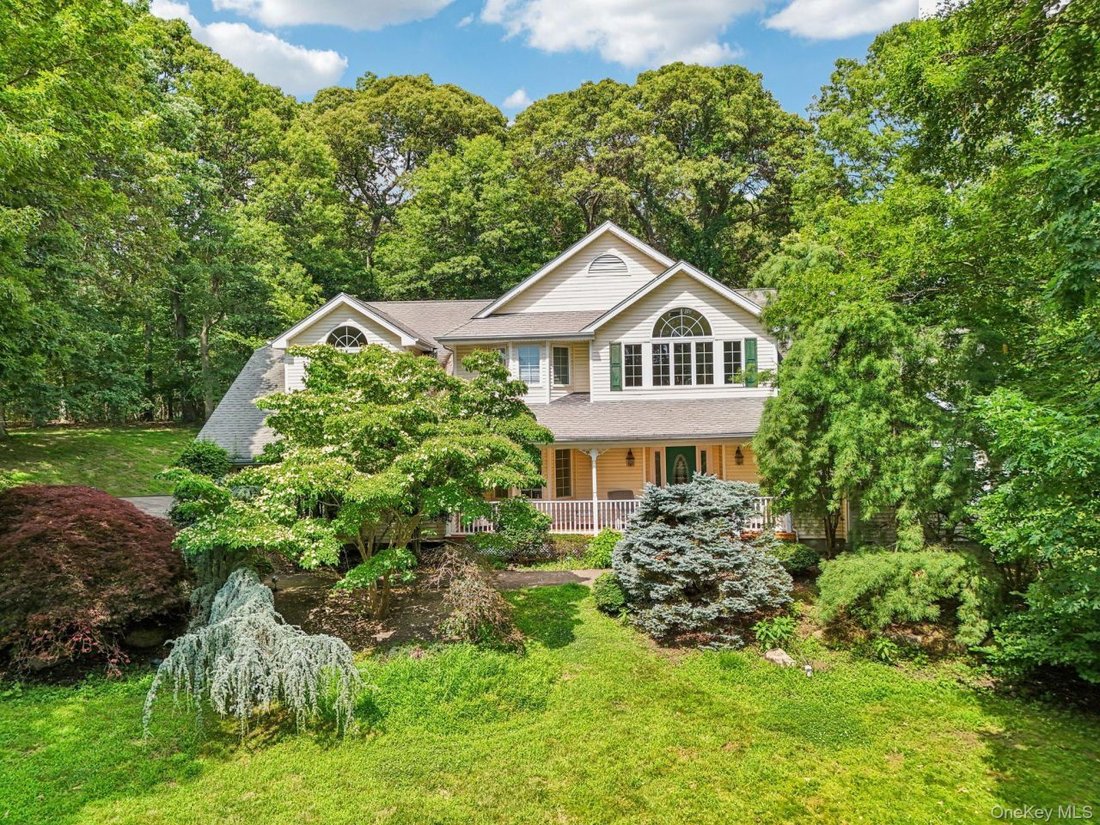 House in Northport, New York, United States 2 - 15933656