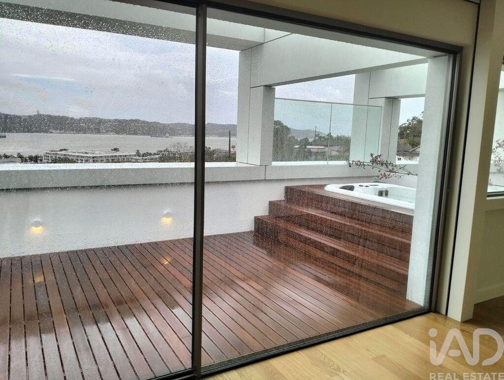 Townhouse in Alcantara, Lisbon, Portugal 2 - 16969537