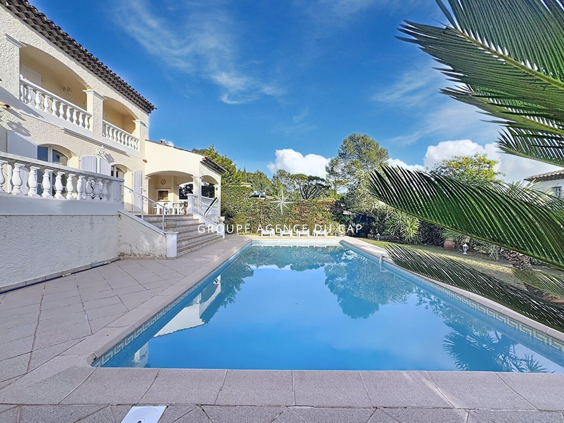 Villa in Le Dramont-Agay-Anthéor-Le Trayas, Saint-Raphaël, France 3 - 16968807