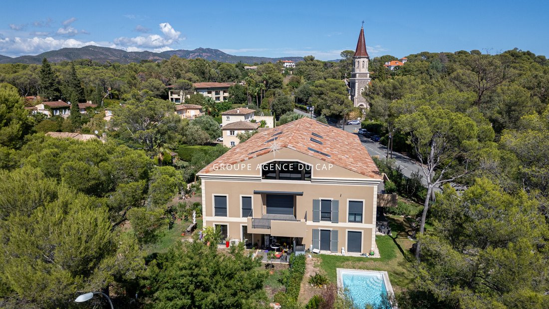 Apartment in Valescure-Vaulongue-Clair Bois-Vallon Suveret, Saint-Raphaël, France 1 - 16968959