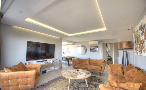 Apartment in Petit Défend, Saint-Raphaël, France 1