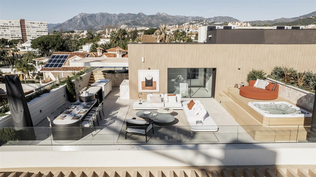 Apartment in Marbella, Andalusia, Spain 4 - 11859077