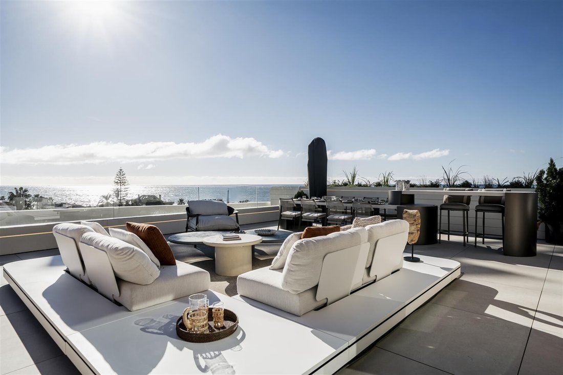 Apartment in Marbella, Andalusia, Spain 1 - 11859077