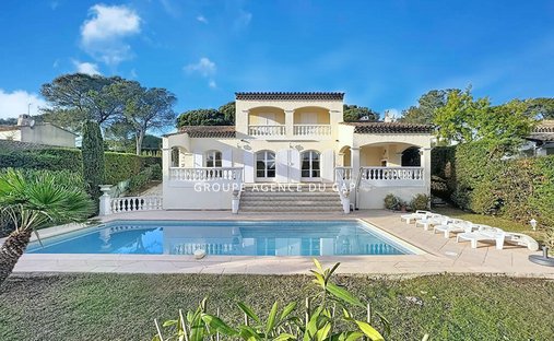 Villa à Le Dramont-Agay-Anthéor-Le Trayas, Saint-Raphaël, France 1