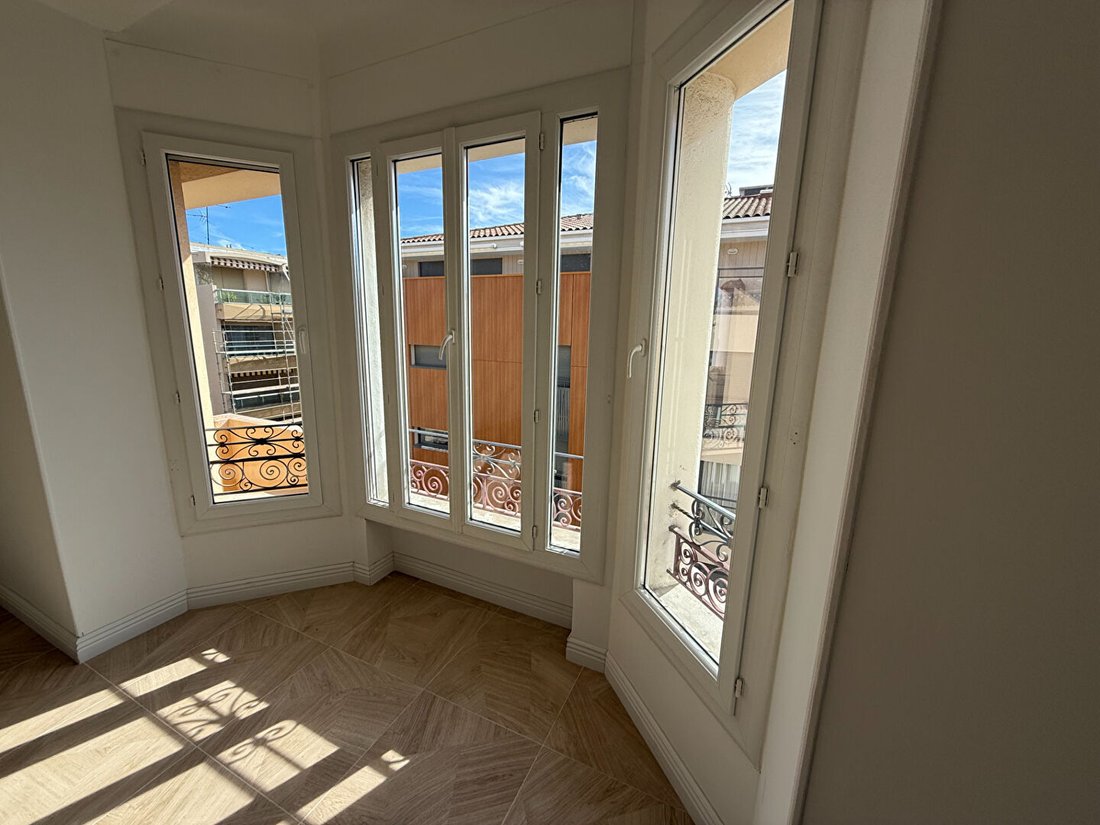 Apartment in Iscles, Saint-Raphaël, France 2 - 16968705