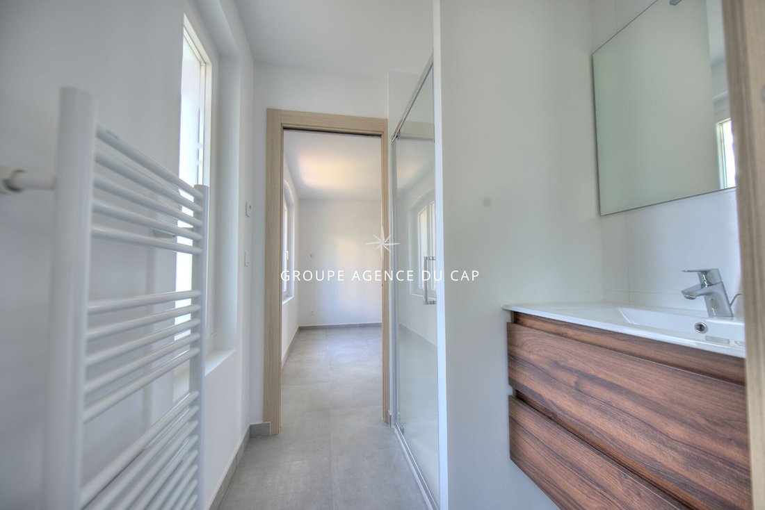 Apartment in Plateau Notre Dame Nord, Saint-Raphaël, France 5 - 16968823