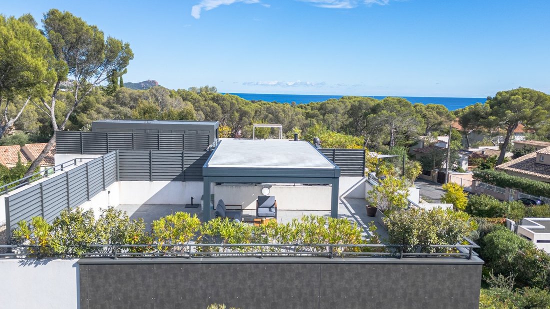 Apartment in Les Plaines-Les Tasses, Saint-Raphaël, France 4 - 16968679