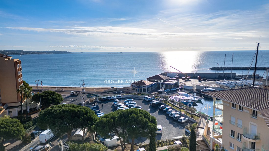 Apartment in Le Mas Port Fréjus, Frejus, France 3 - 16968846