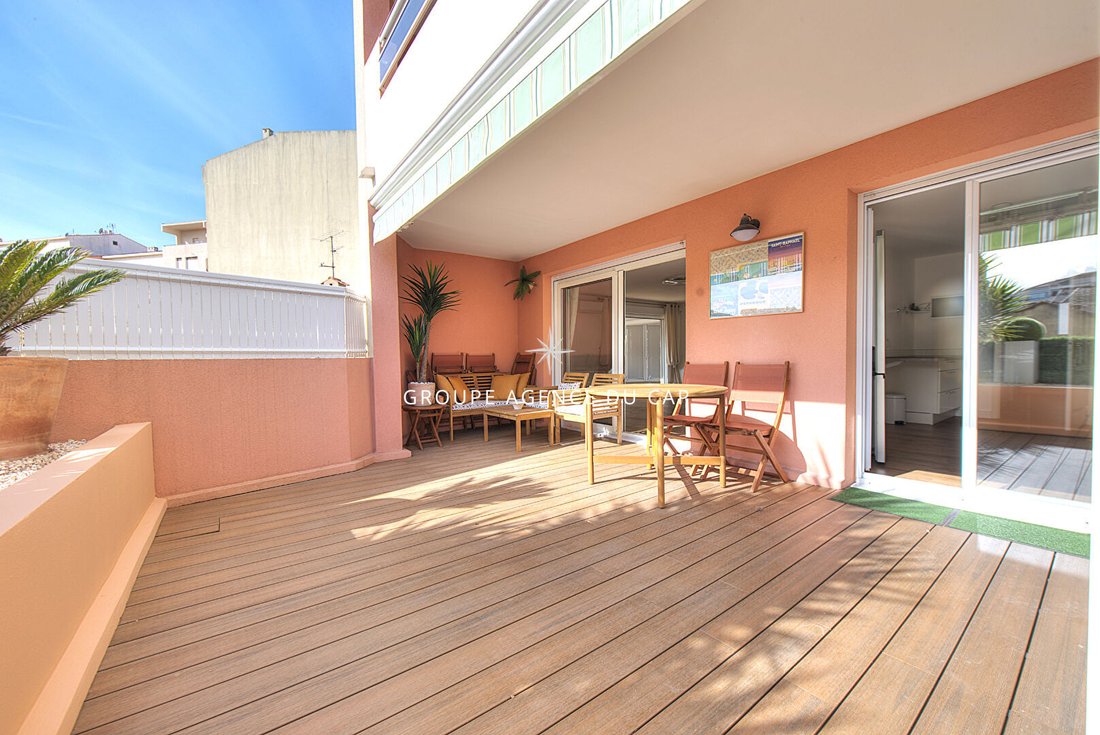 Apartment in Iscles, Saint-Raphaël, France 1 - 15130815