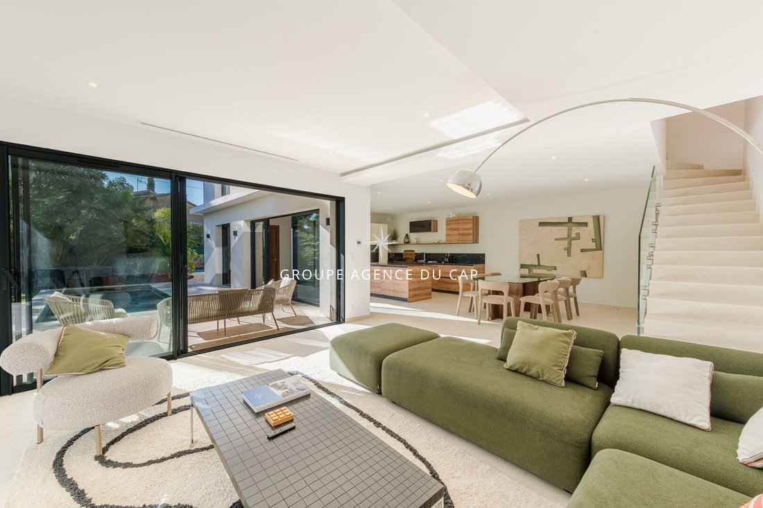 Villa in Les Plaines-Les Tasses, Saint-Raphaël, France 3 - 16968778