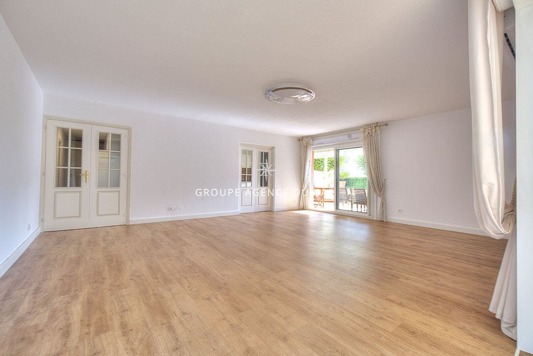 Apartment in Iscles, Saint-Raphaël, France 3 - 15130815