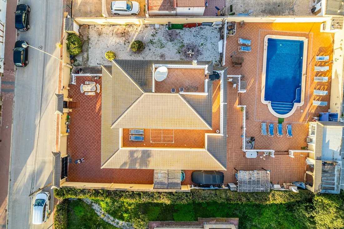 Villa in Torrevieja, Valencian Community, Spain 2 - 16967196