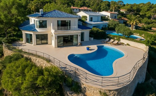 Villa in Les Issambres, Roquebrune-sur-Argens, Frankreich 1