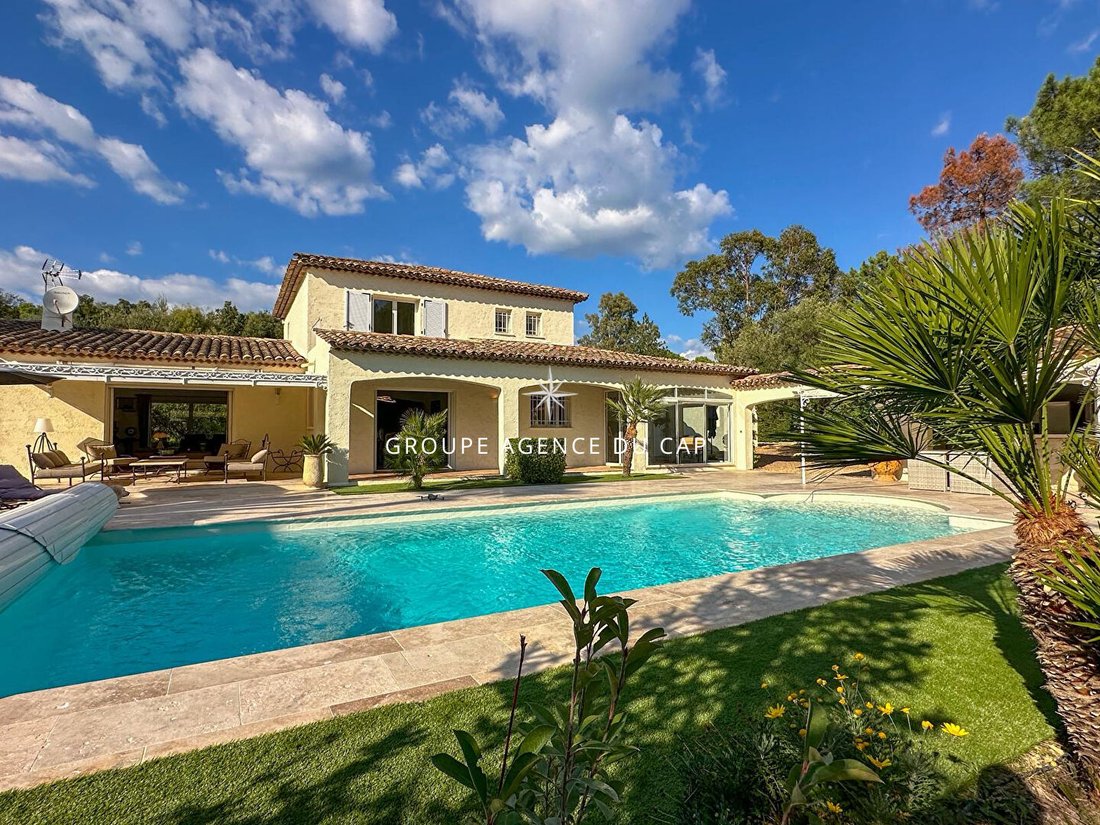 Villa in La Bouverie, Roquebrune-sur-Argens, France 1 - 16968850