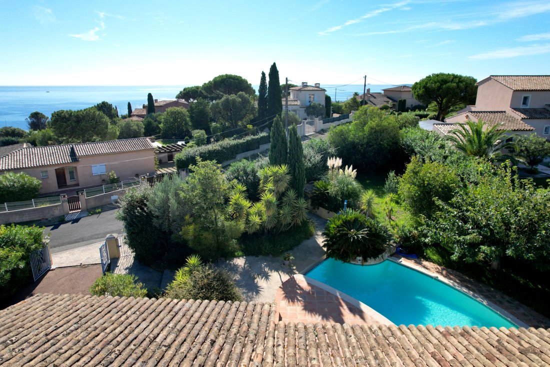 Villa in Nartelle-Noyer-Bellevue-bd des Sardinaux, Sainte-Maxime, France 3 - 16968867
