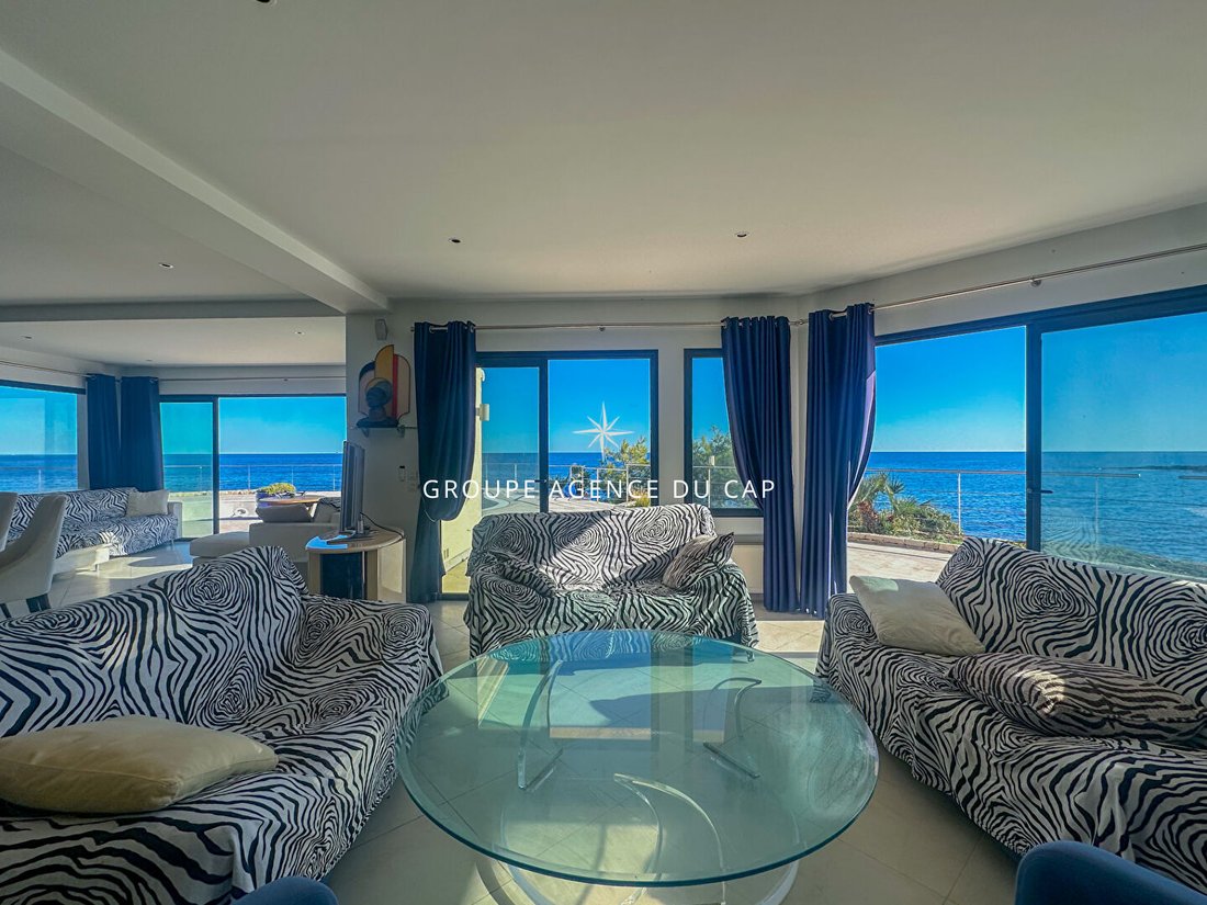 Villa in Les Issambres, Roquebrune-sur-Argens, France 4 - 16968669