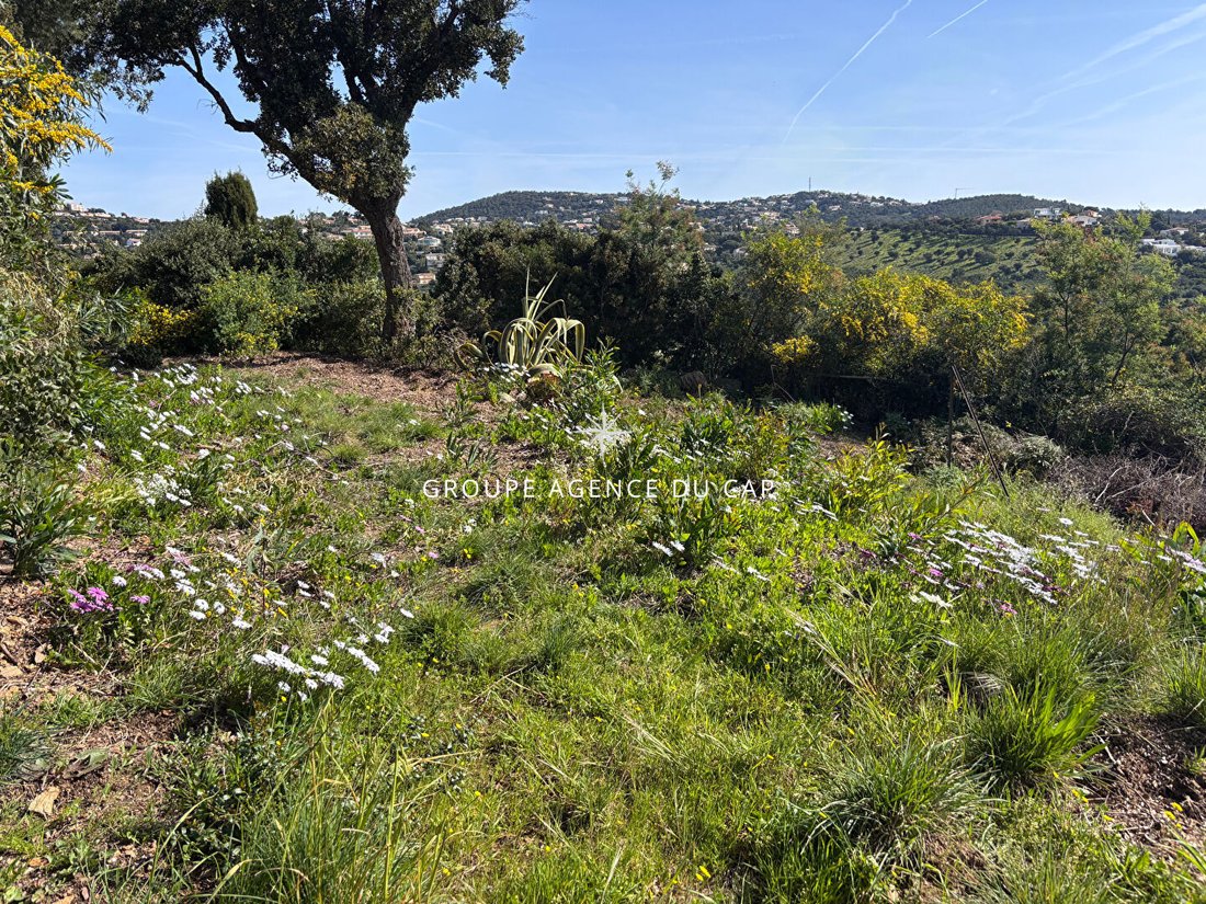 Land in Malo les Bains-Terminus, Dunkerque, France 5 - 16969024