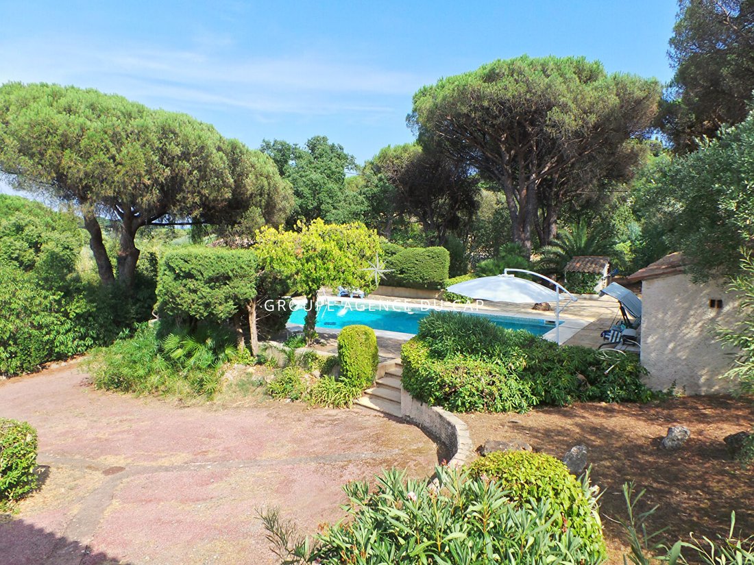 Villa in Ville-Les Saquedes-Le Bouillonnet, Sainte-Maxime, France 2 - 16968839