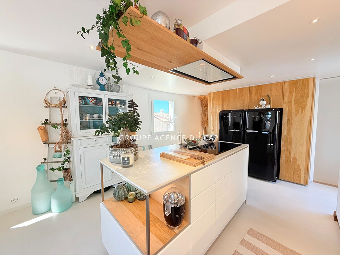 Villa à Les Issambres, Roquebrune-sur-Argens, France 5 - 16968939