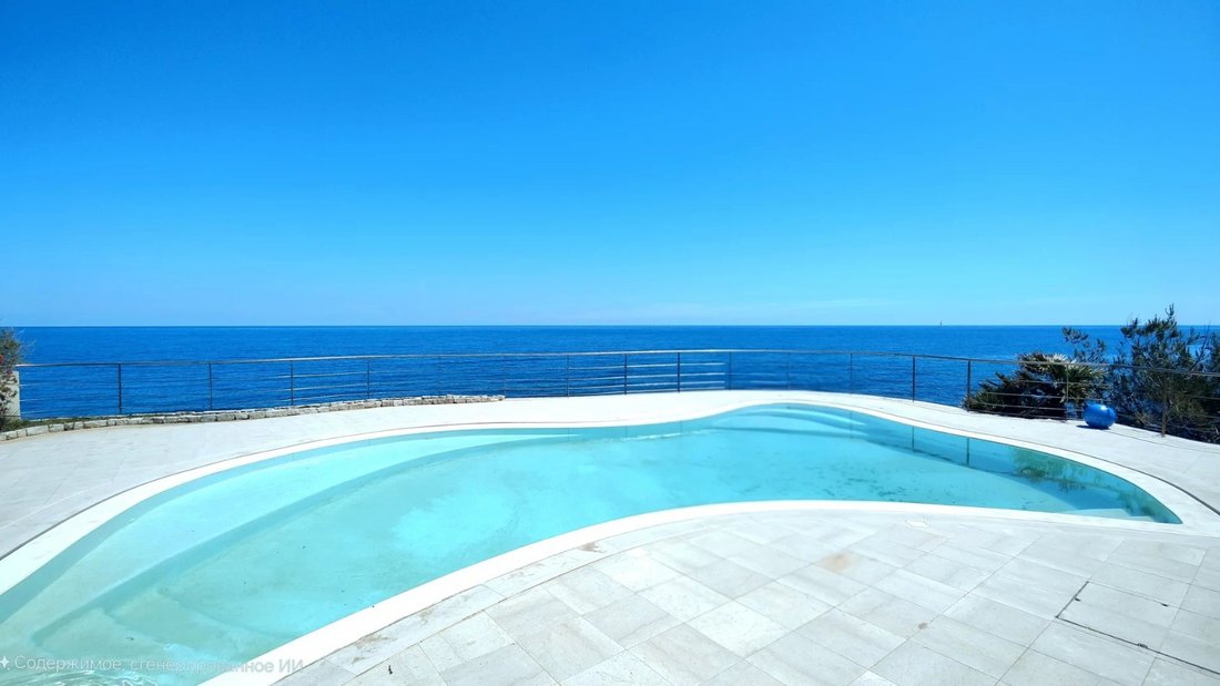 Villa in Les Issambres, Roquebrune-sur-Argens, France 3 - 16968669