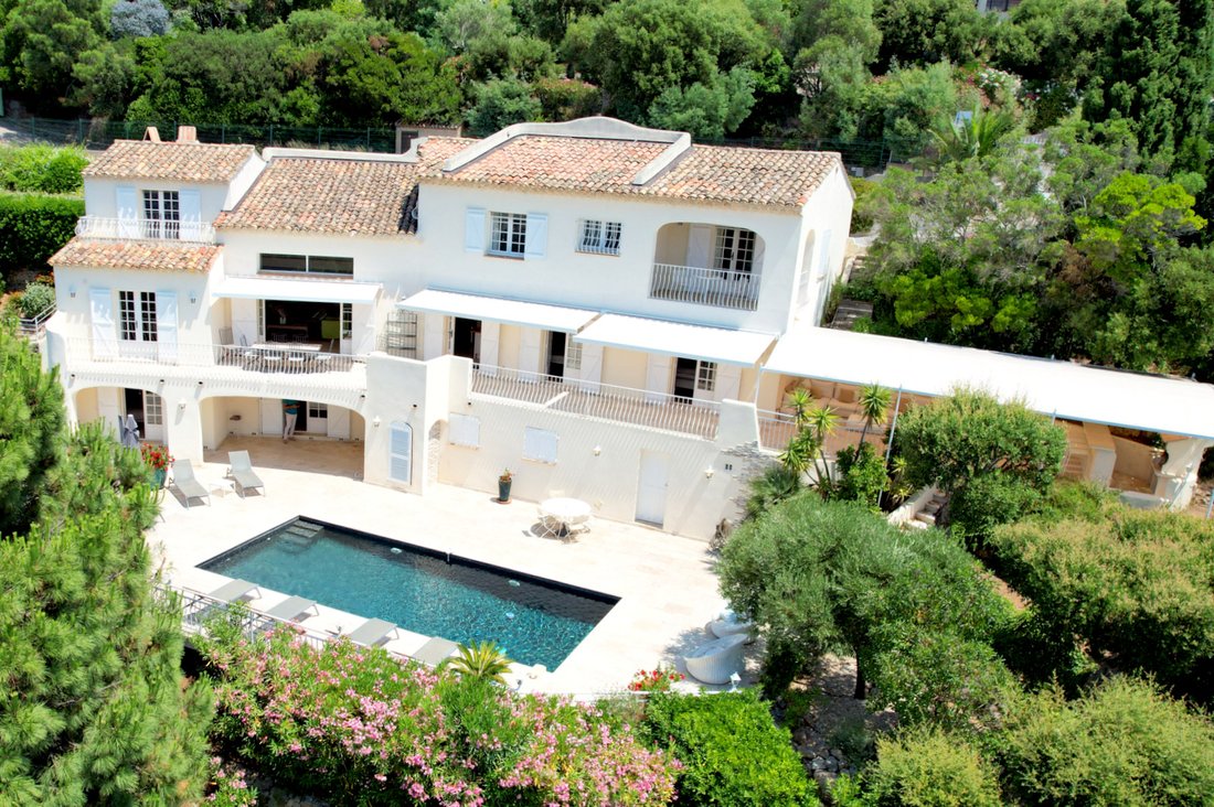 Villa à Les Issambres, Roquebrune-sur-Argens, France 2 - 16968682
