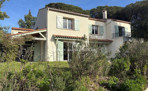 Villa in Valescure-Vaulongue-Clair Bois-Vallon Suveret, Saint-Raphaël, France 1