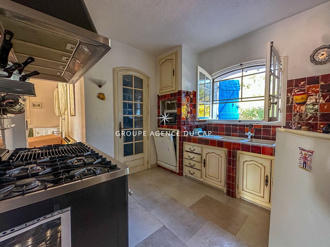Villa in Nartelle-Noyer-Bellevue-bd des Sardinaux, Sainte-Maxime, France 5 - 16968867
