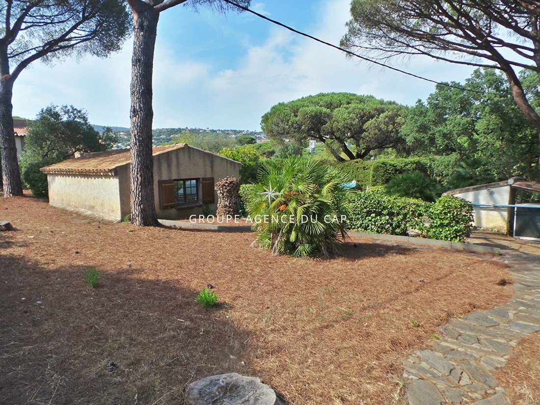 Villa in Ville-Les Saquedes-Le Bouillonnet, Sainte-Maxime, France 1 - 16968839